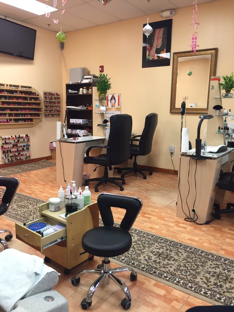 Pro Nails nail photo 3